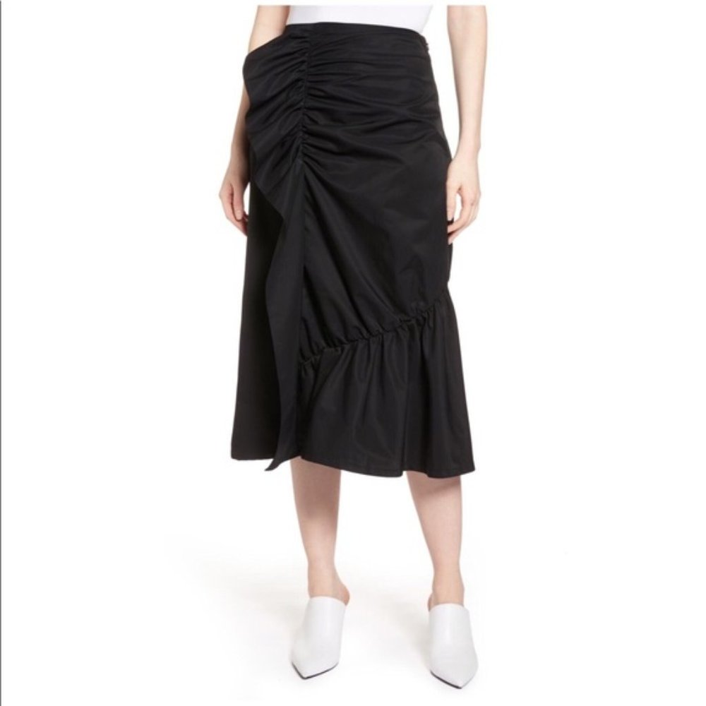 Halogen Ruffle Front Skirt sz 4 Black lq362